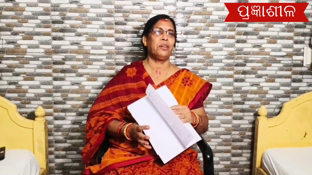 ସିସିଟିଭି ଖୋଲିଦେଲା ଗୁମର କିଏ ଫୋପାଡ଼ିଥିଲା ଦୋକାନରୁ ମିଠା ।